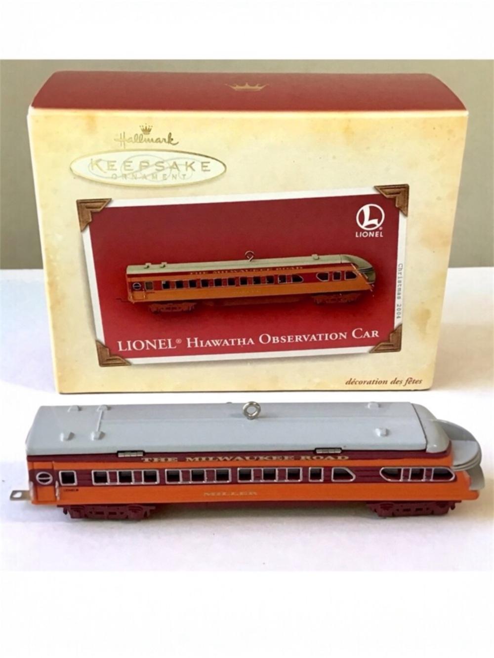2004 Hallmark LIONEL Train Ornament Hiawatha Observation Car Milwaukee Vintage